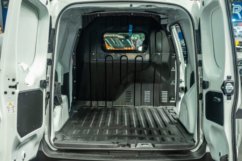 - KH Auto ApS - Specialindretning af varebiler: Fra servicebil til mobilkontor - KH Auto ApS - Specialindretning af varebiler: Fra servicebil til mobilkontor